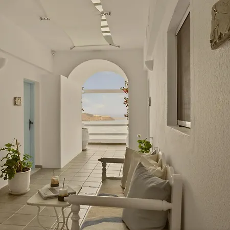 Mnimes Santorini