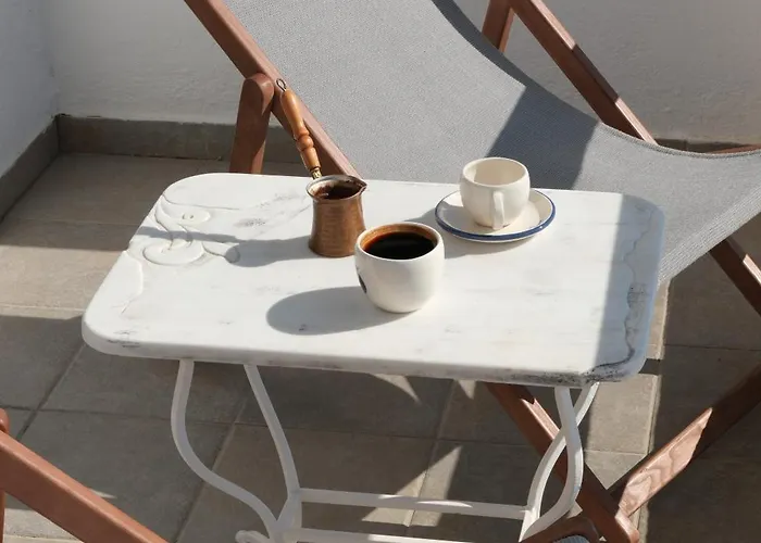 Mnimes Santorini 3* Тира