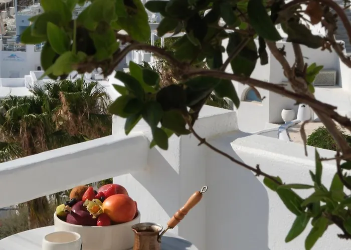 Гостевой дом Mnimes Santorini